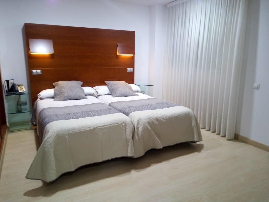 Nap Oviedo Otel Dış mekan fotoğraf